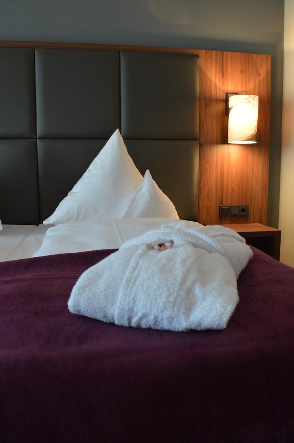 Sante Royale Hotel- & Gesundheitsresort باد لانغينسالزا المظهر الخارجي الصورة